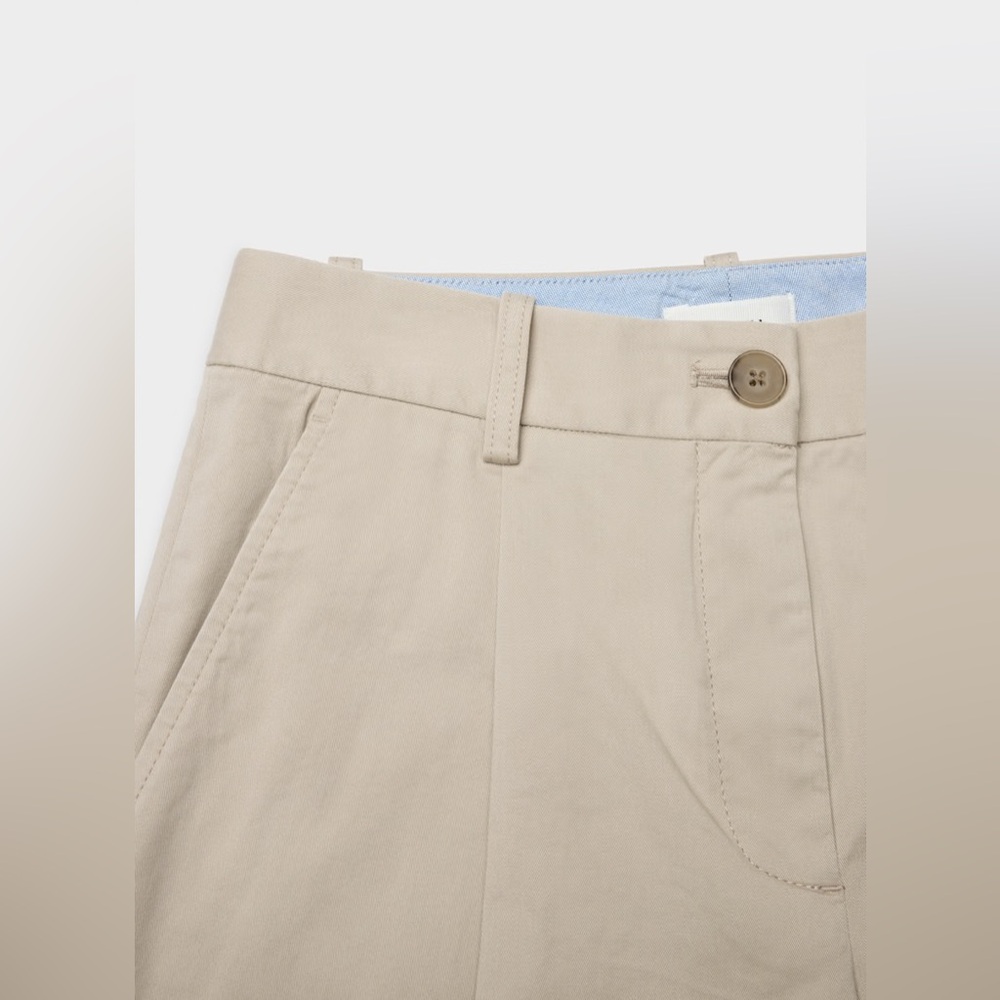Aritzia Chino Mid-rise Carrot Pant in Beige Tan Washed Tundra Taupe - Picture 8 of 12